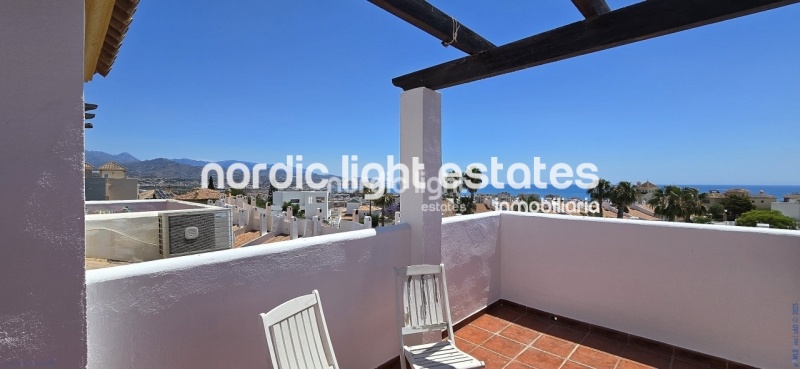 Spacious terraced house with a lots of outside space and garage for 2 cars in Torre del Mar 