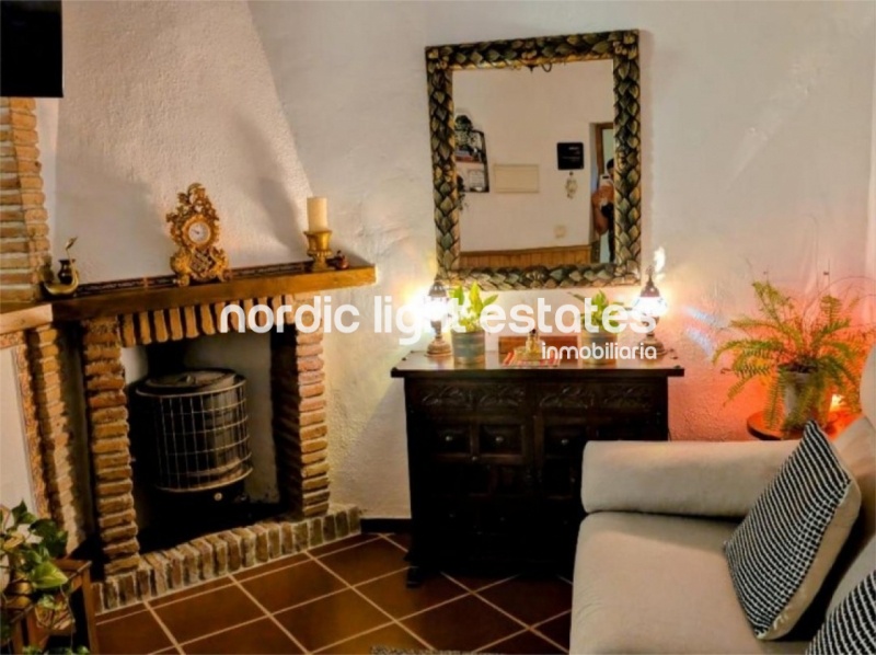 Encantador apartamento en planta baja en Frigiliana