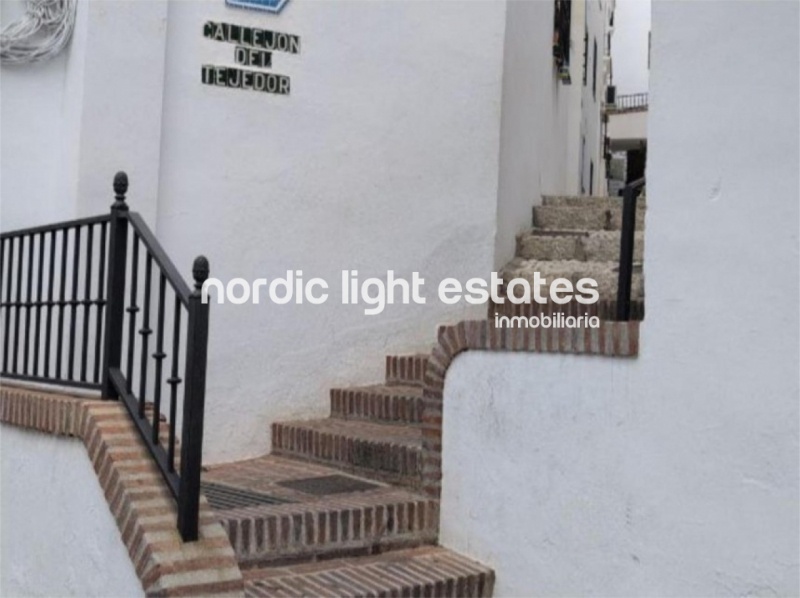 Encantador apartamento en planta baja en Frigiliana