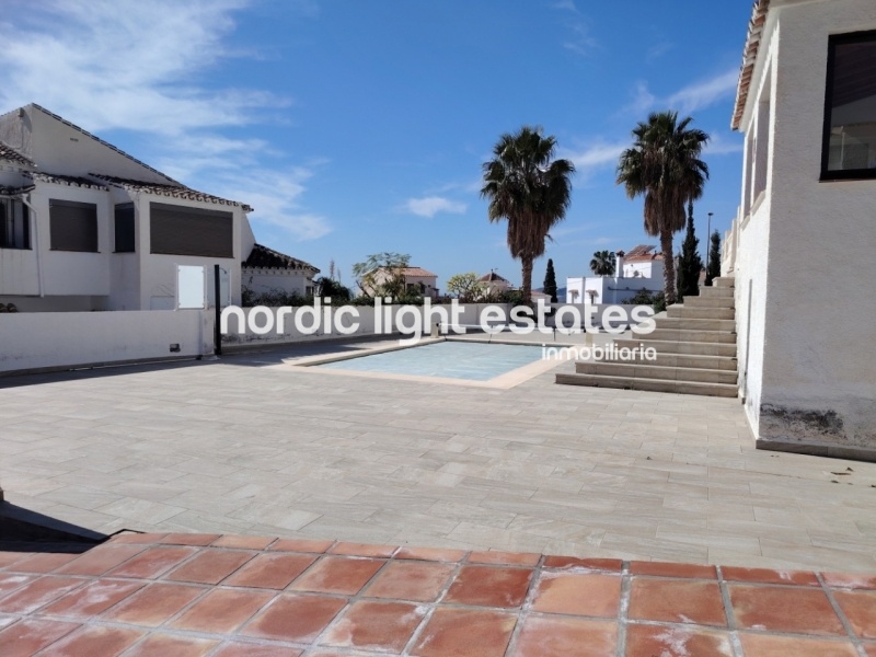 Impresionante villa con 470m2 construidos en Nerja