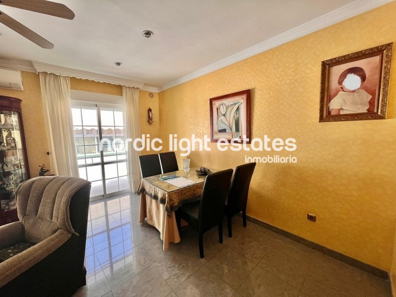 Amplio y elegante apartamento de 5 dormitorios en el centro de Torrox Pueblo