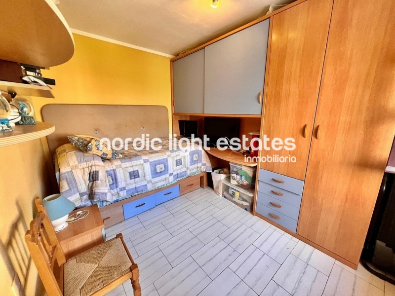 Lovely terraced house in prime location with 3 terraces in Torrox Costa