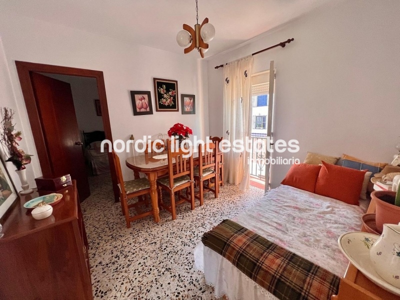 Townhouse 4 beds with the possibility to built an independent estudio