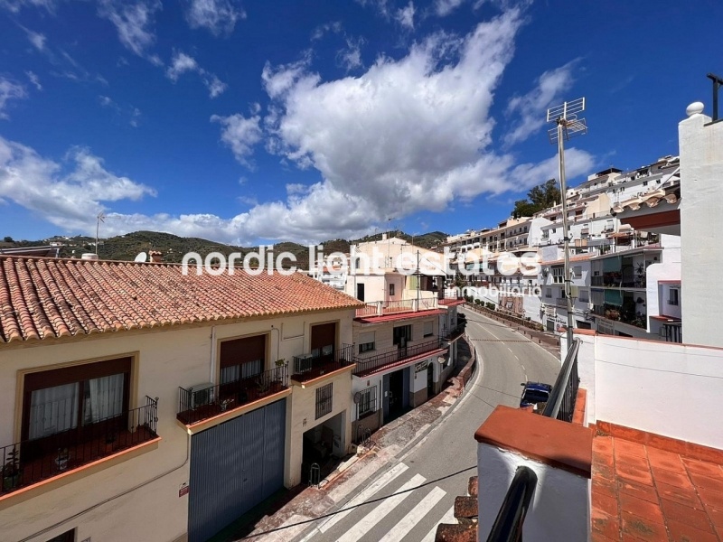 Spacious tradicional town house in the center of Torrox Pueblo