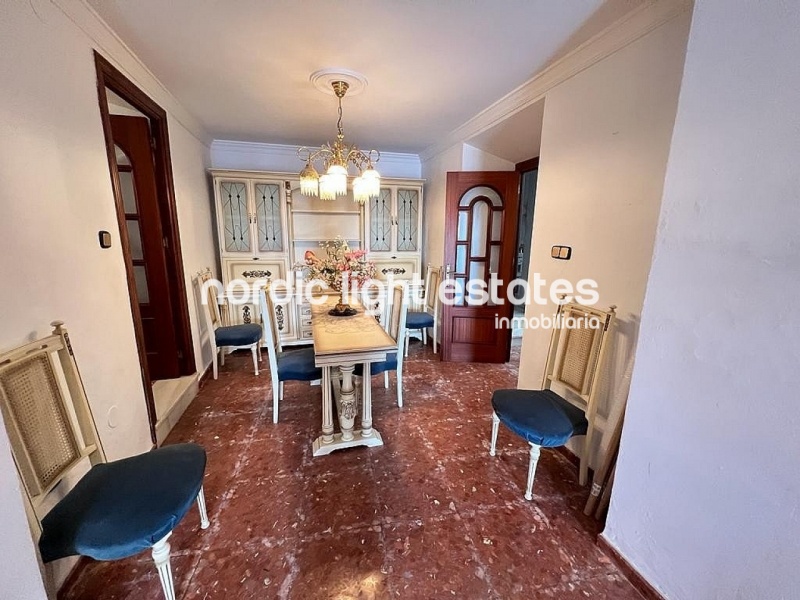 Amplio apartamento a la venta de 3 dormitorios en el centro de Torrox Pueblo