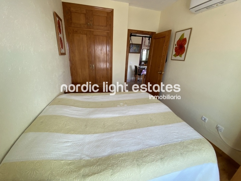 Excellent topfloor apartment second line Torrecilla Beach