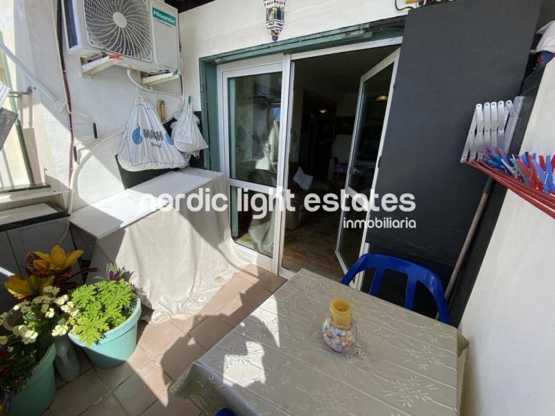 Excellent topfloor apartment second line Torrecilla Beach