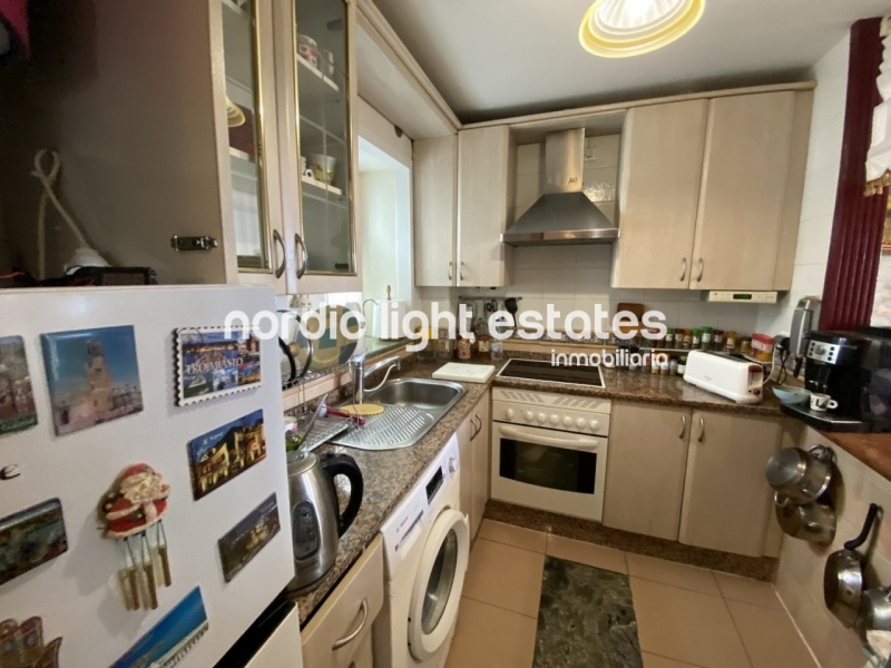 Excellent topfloor apartment second line Torrecilla Beach