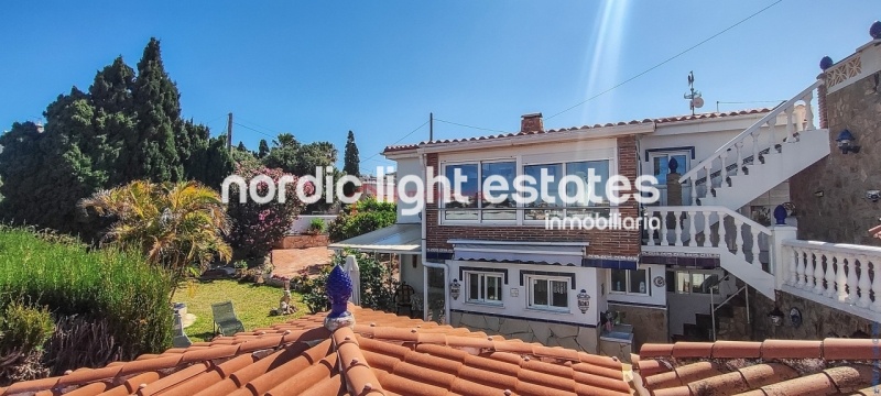 Brillant detached villa with multiple possibilities netween El Peñoncillo and Torrox Park