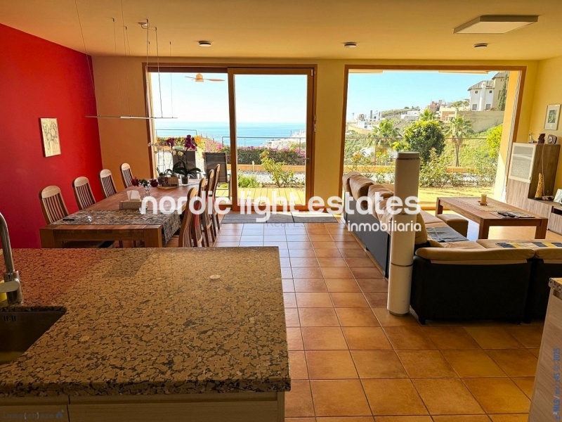 Elegante villa independiente en una sola planta en El Peñoncillo, Torrox Costa