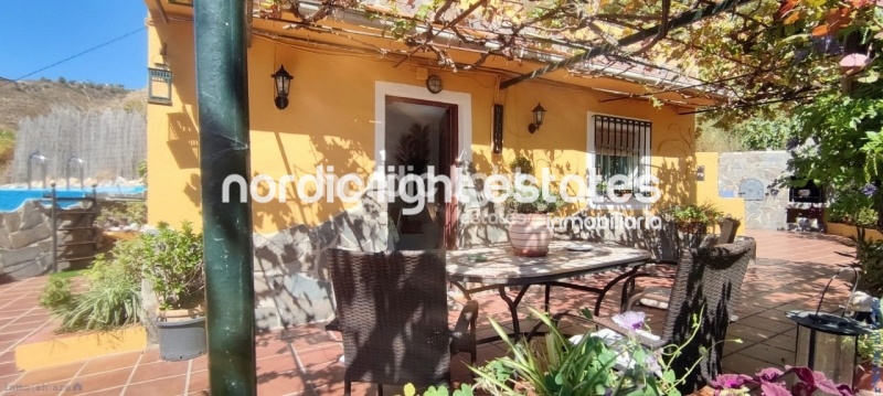 Cosy country house on a plot of 9000 sqm with avocado production and many different fruit trees