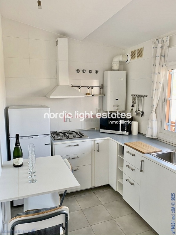 Apartment in perfect condition with 2 terrazas and parking space in Caleta de Vélez