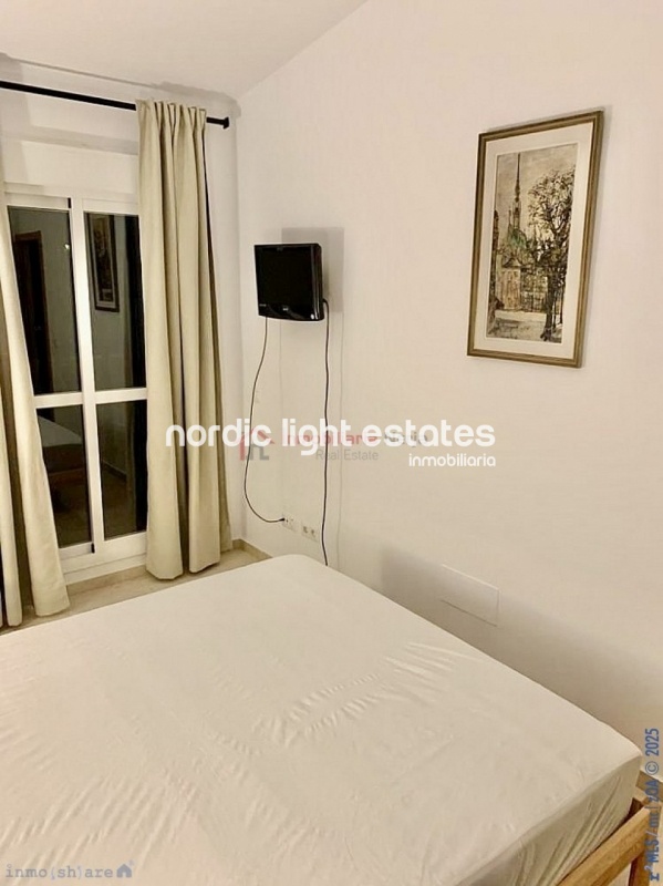 Apartment in perfect condition with 2 terrazas and parking space in Caleta de Vélez