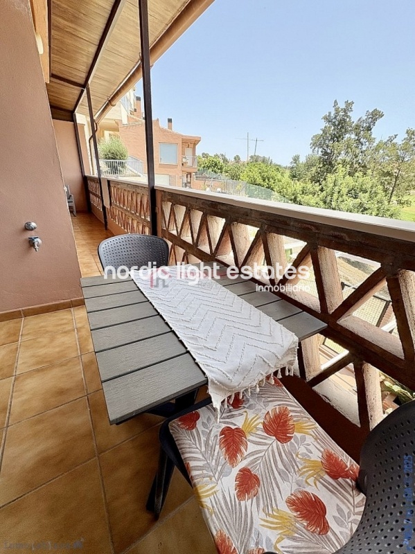 Apartment in perfect condition with 2 terrazas and parking space in Caleta de Vélez