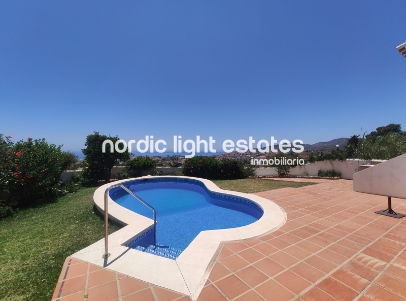 Lovely detached villa right next to Capistrano, Nerja