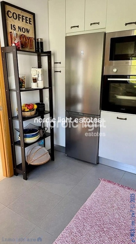 Moderna casa adosada con diseño minimalista en Torre del Mar