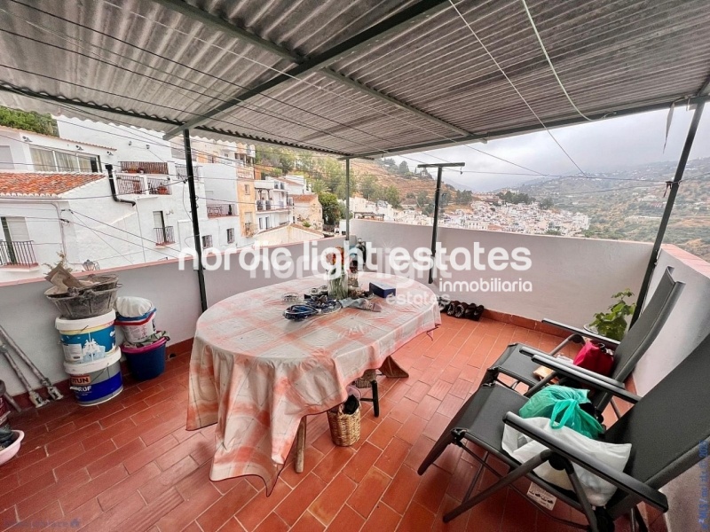 Encantadora casa de pueblo con carácter en el corazón de Torrox Pueblo