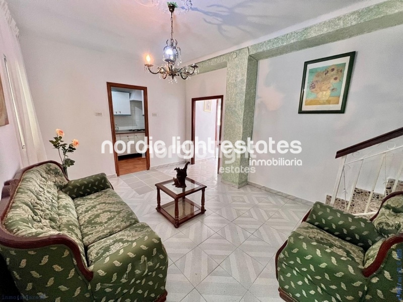 Spacious townhouse with an independent studio in Torrox Pueblo