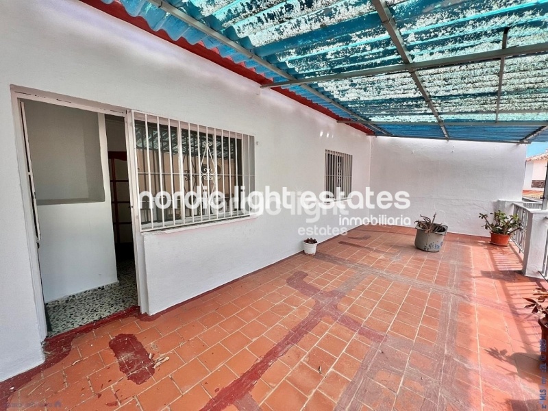 Spacious townhouse with an independent studio in Torrox Pueblo