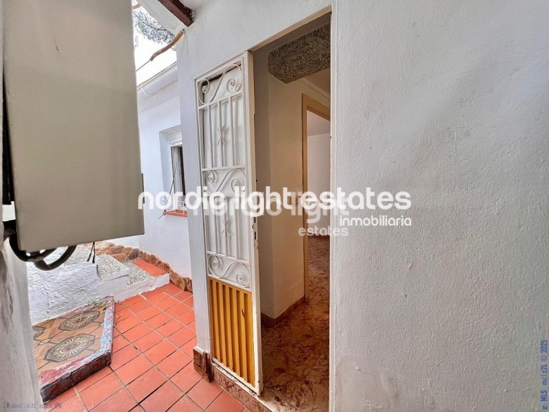 Spacious townhouse with an independent studio in Torrox Pueblo