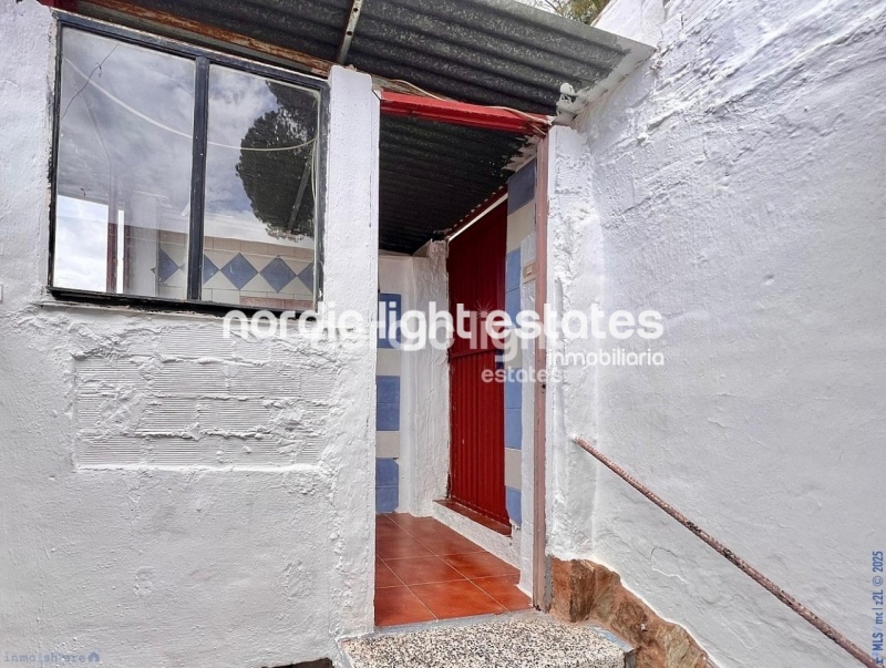 Spacious townhouse with an independent studio in Torrox Pueblo