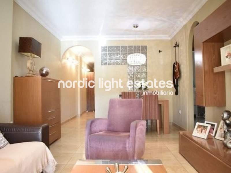 Stunning apartment with enclosed garage in La Rabitilla, Torrox
