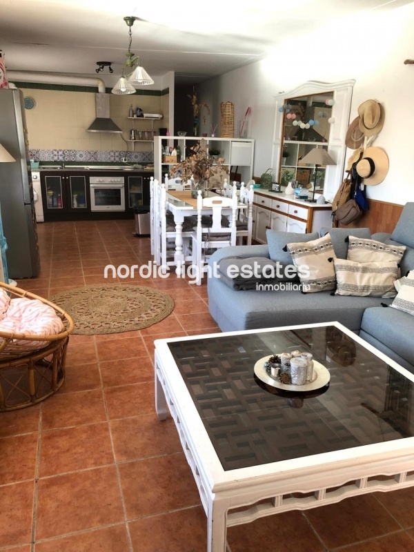 Big offer. 2 detached villas with 2 pools very very close to Torrox Pueblo 