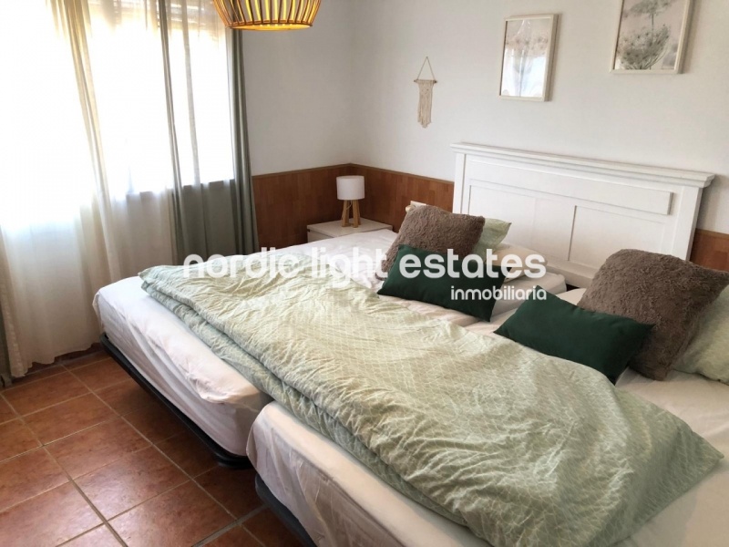 Big offer. 2 detached villas with 2 pools very very close to Torrox Pueblo 
