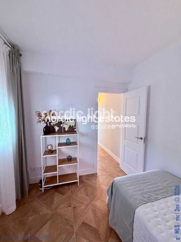 Villa de lujo a estrenar con 350m2 habitables en Almayate bajo