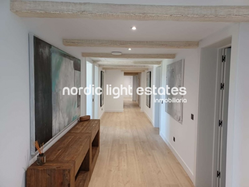 Villa de lujo absolutamente impresionante en Coín. Parcela de 30.000m2