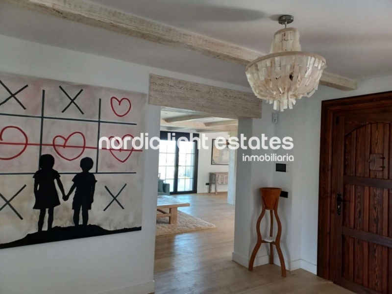 Villa de lujo absolutamente impresionante en Coín. Parcela de 30.000m2