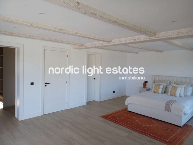 Villa de lujo absolutamente impresionante en Coín. Parcela de 30.000m2