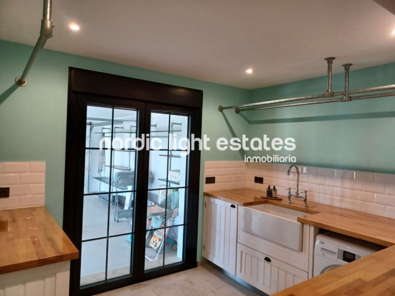 Villa de lujo absolutamente impresionante en Coín. Parcela de 30.000m2