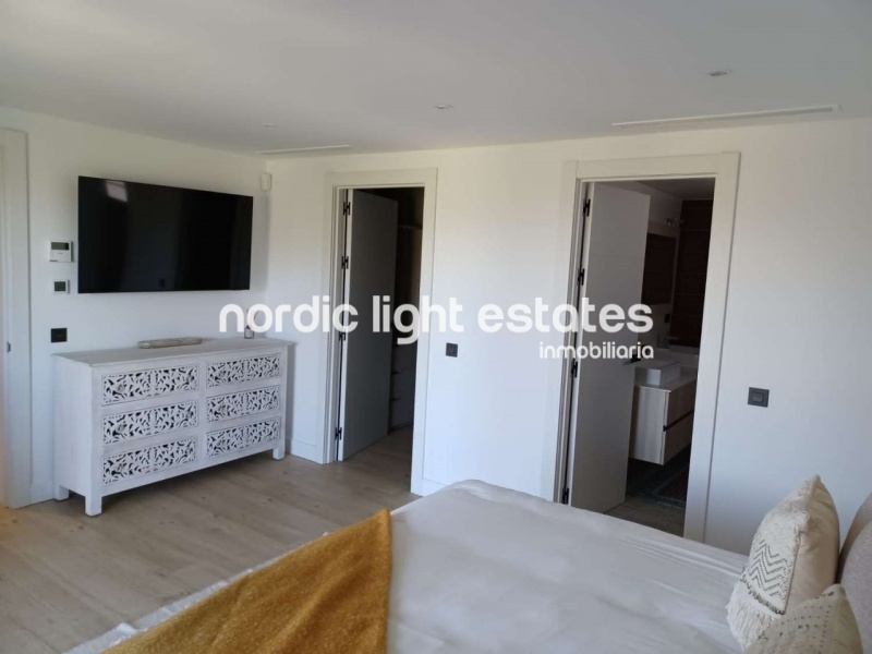 Villa de lujo absolutamente impresionante en Coín. Parcela de 30.000m2