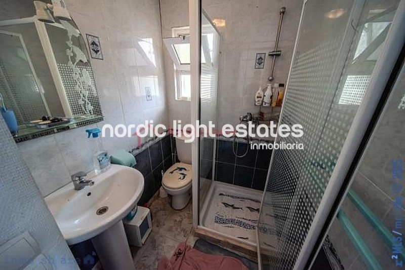 Detached villa with 2 independent homes with private pool in Nerja