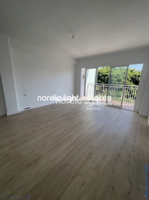 Vivienda reformada en el corazón de Torre del Mar. Luz, comodidad y ubicación inmejorable