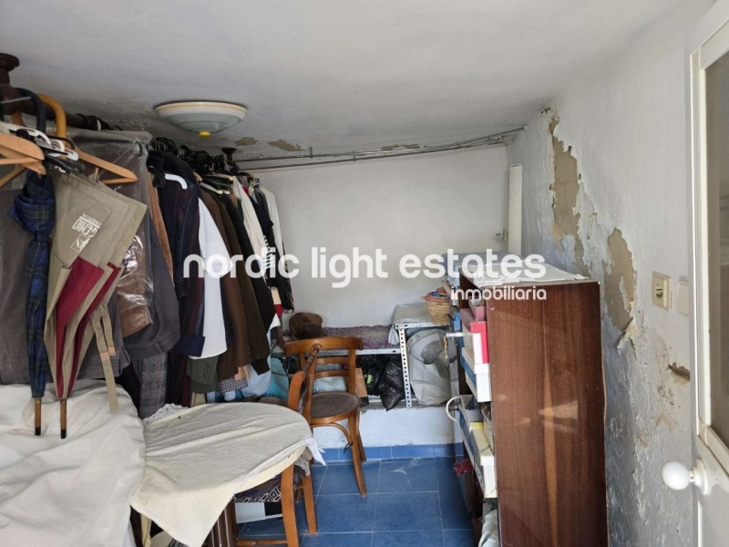 Gran casa para reformar en parte en Torrox Pueblo. 123 m2 de terrazas