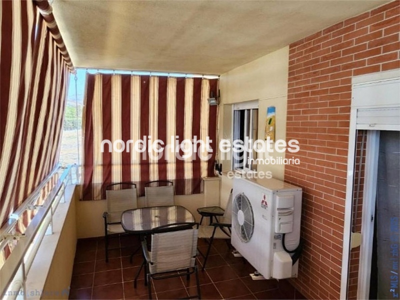 Magnificent corner apartment in Algarrobo Costa. Store room and parking space 