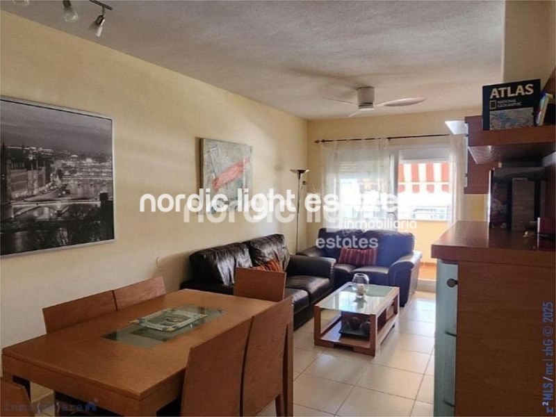 Magnificent corner apartment in Algarrobo Costa. Store room and parking space 