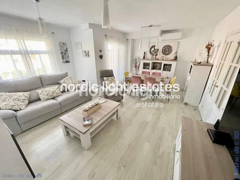 Stunning modern townhouse with a lot of outside space in Añoreta, Rincón de la Victoria