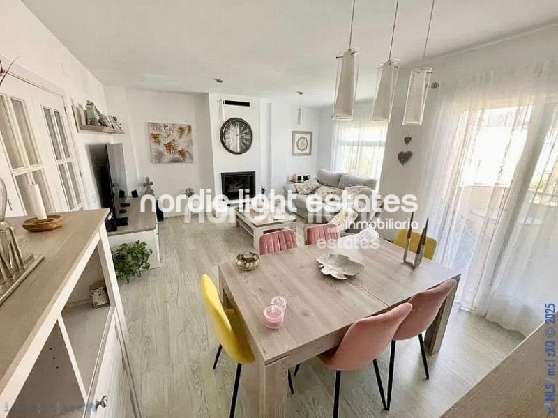 Stunning modern townhouse with a lot of outside space in Añoreta, Rincón de la Victoria