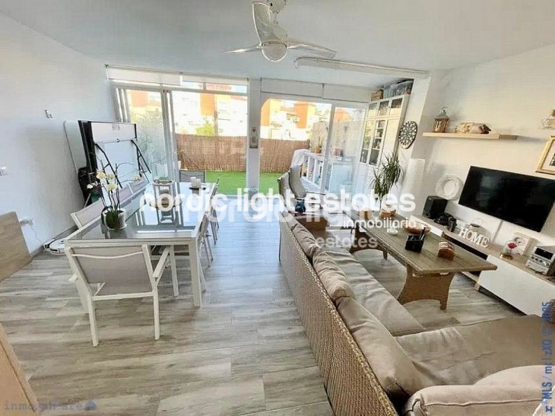 Stunning modern townhouse with a lot of outside space in Añoreta, Rincón de la Victoria