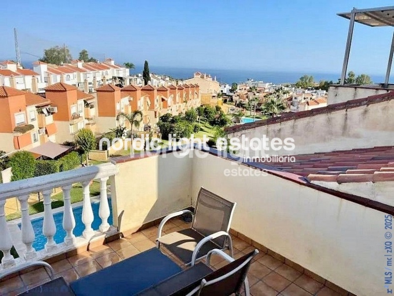 Stunning modern townhouse with a lot of outside space in Añoreta, Rincón de la Victoria