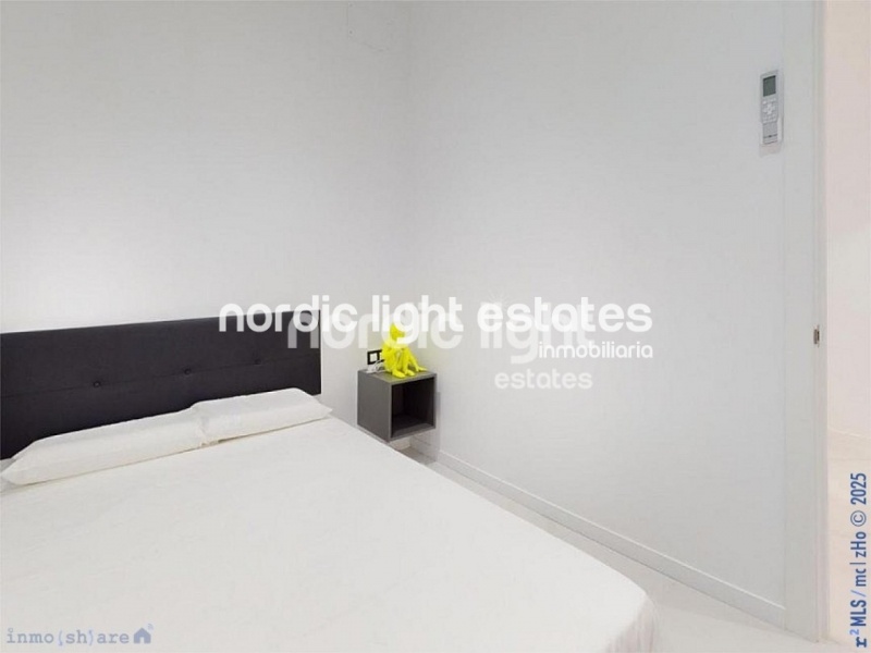  En primera línea de la playa en Algarrobo Costa. Moderno apartamento completamente reformado 