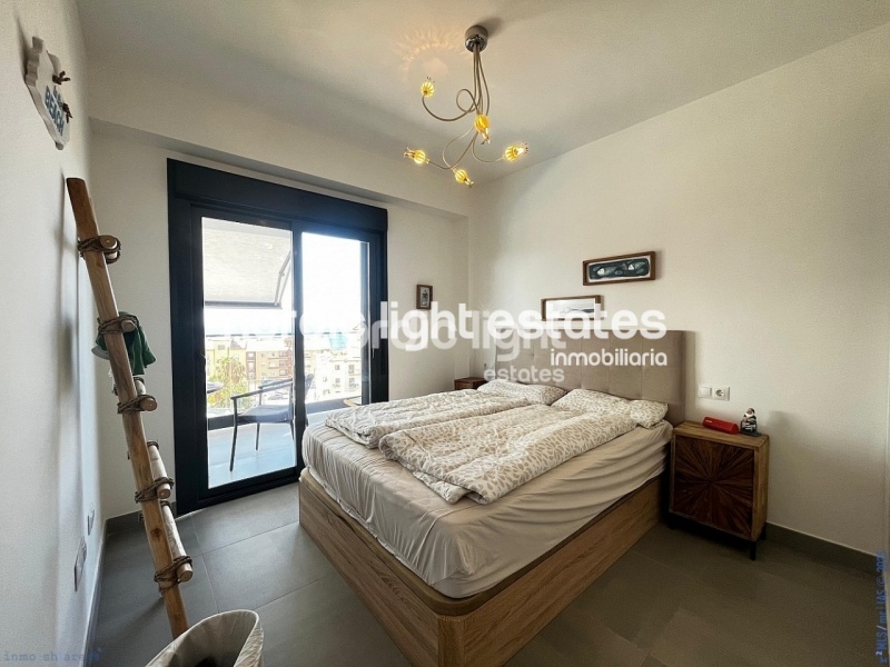 Ultra modern almost new apartment with parking space and store room in Algarrobo Costa 