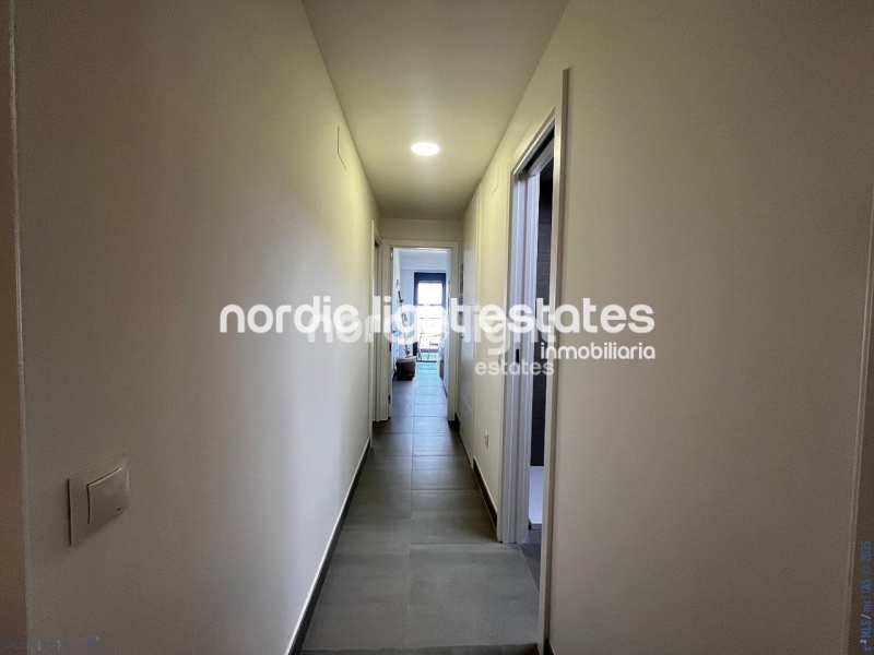 Ultra modern almost new apartment with parking space and store room in Algarrobo Costa 