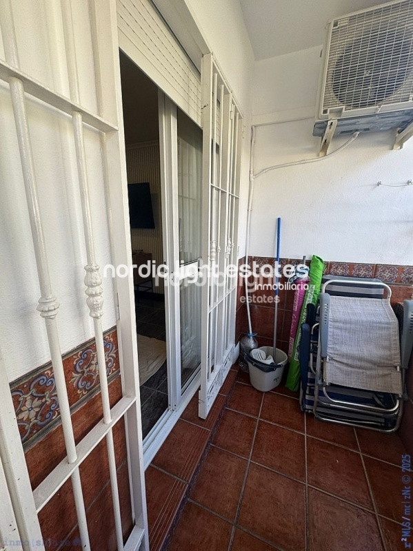 Ubicación inmejorable en el centro de Nerja. Torrecilla playa