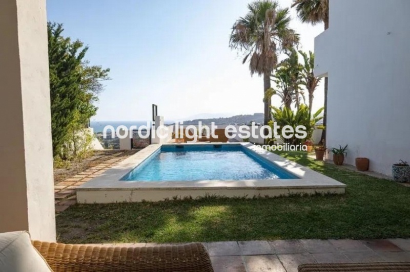 Spectacular villa in Rincón de la Victoria