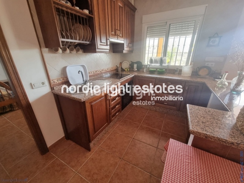  Lovely and large countryhouse in Canillas de Aceituno