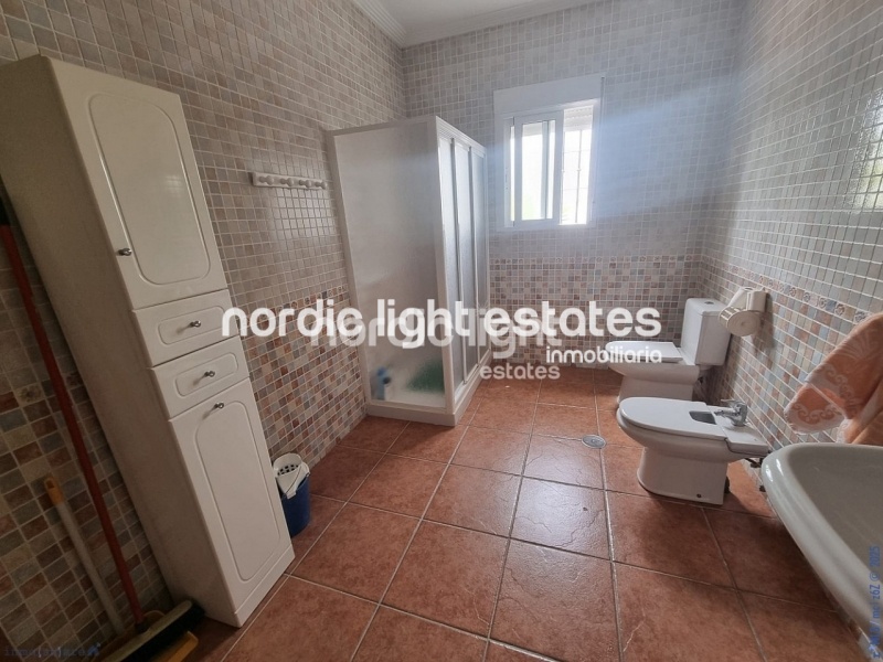  Lovely and large countryhouse in Canillas de Aceituno